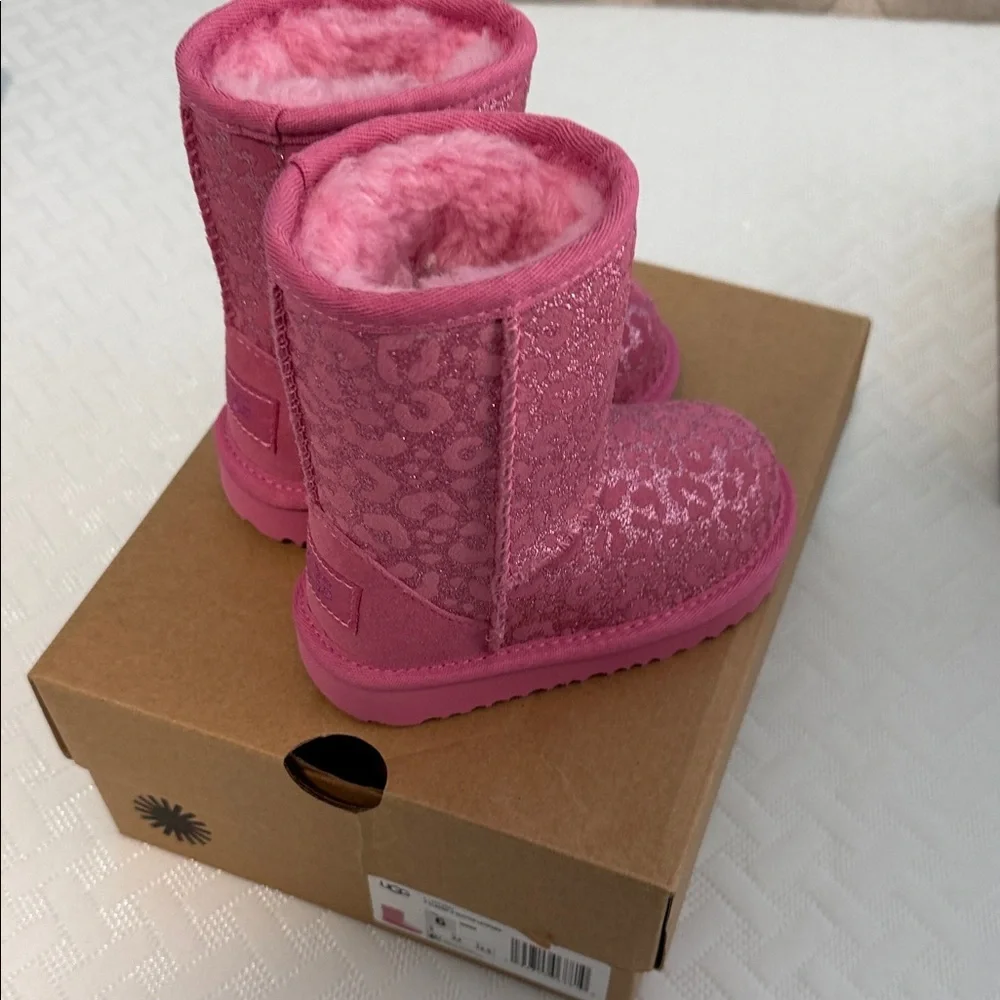 UGG Classic Glitter Leopard Boots - Pink - Picture 1 of 5